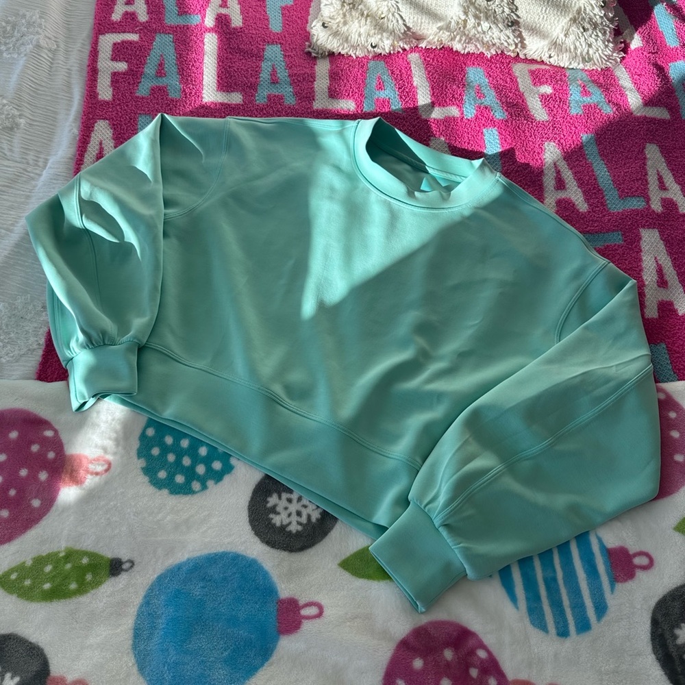 Lululemon Pullover Workout Top
